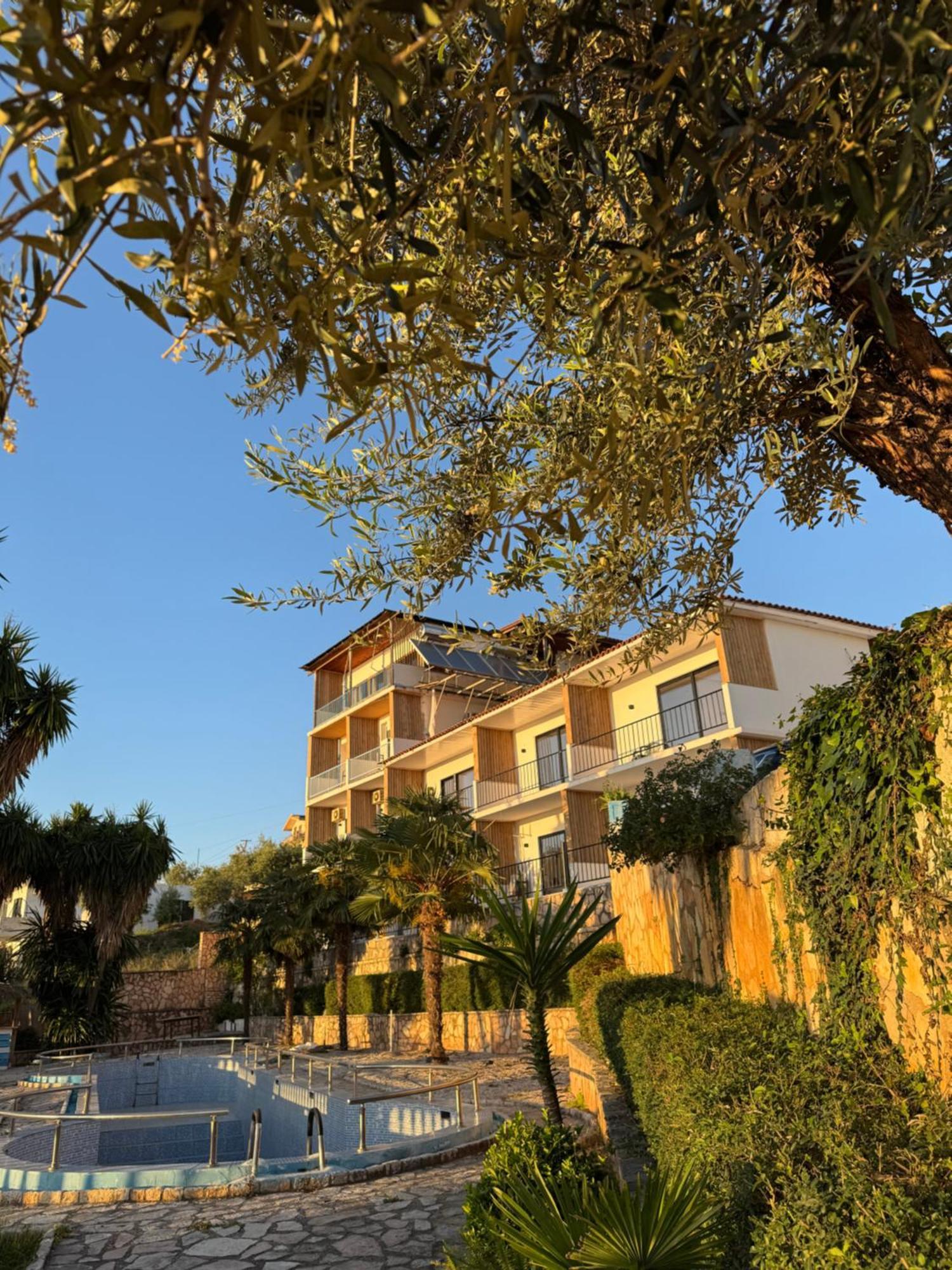 Hotel Sanremo Vlore 4*